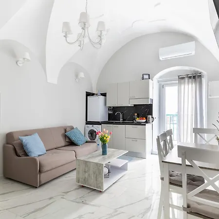 Apartman Chiara - Accanto Alle Scale Dell - Julia *